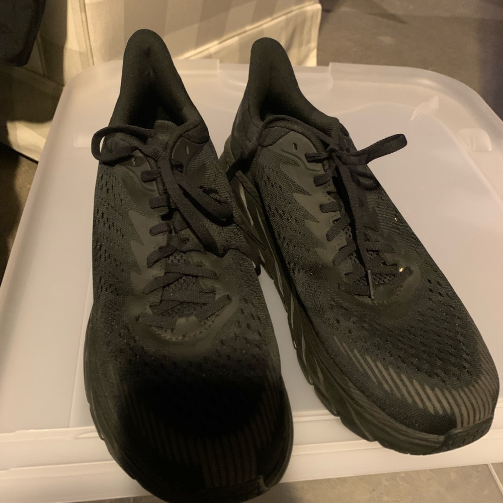 BRAND NEW NEVER WORN. Men’s size 11 HOKA black sneakers